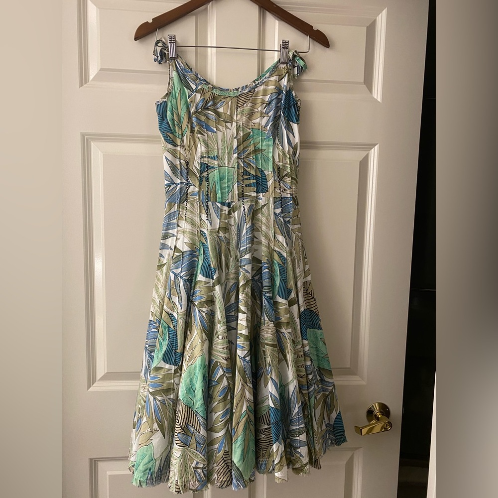 Tori Richard’s sun dress size 2